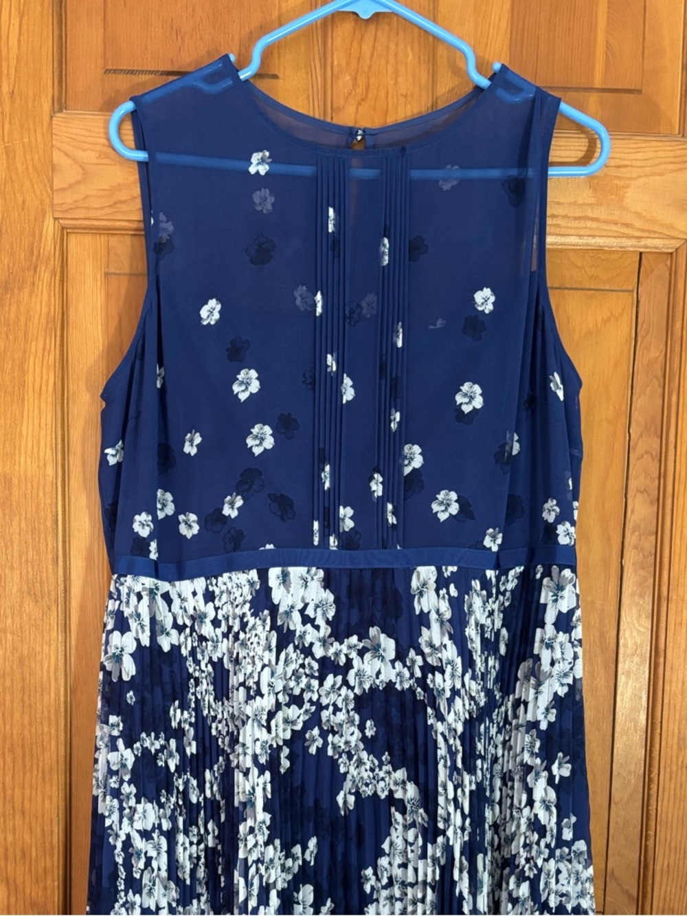 Hobbs London Blue White Floral Pleated Dress Sleeveless 12 NWT